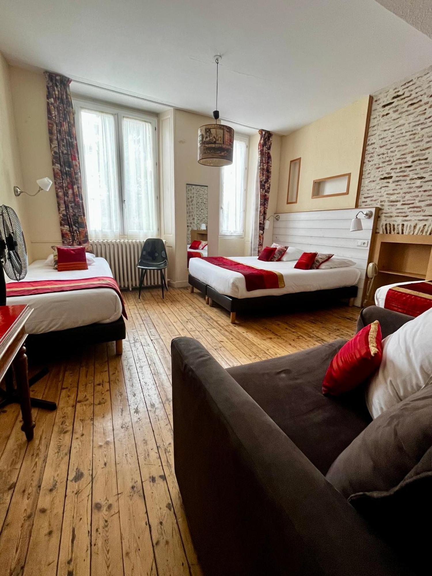 De La Paix Hotel